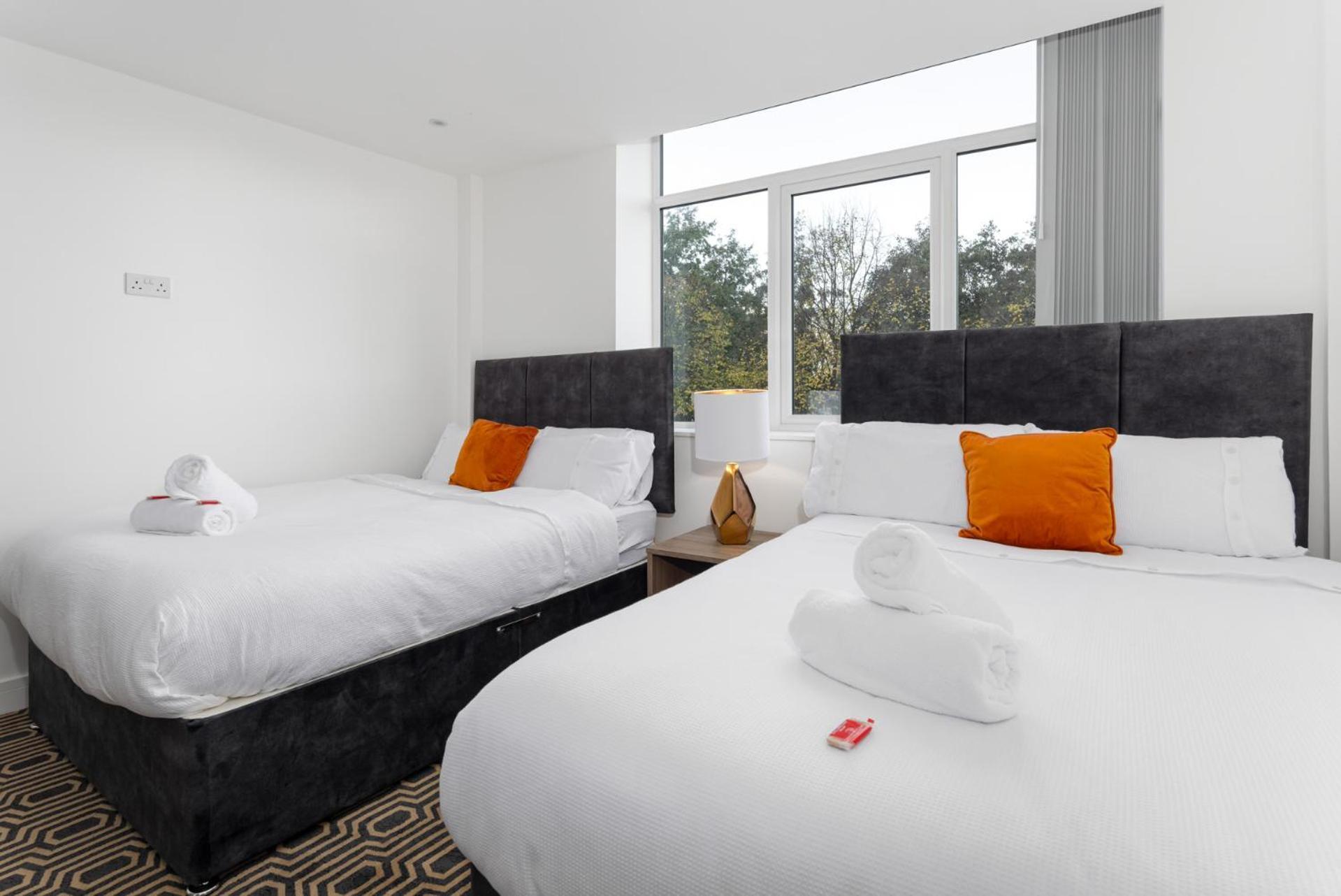 Flatzy - 16 Guests 4 En-Suite Central Apartment A Liverpool Bagian luar foto
