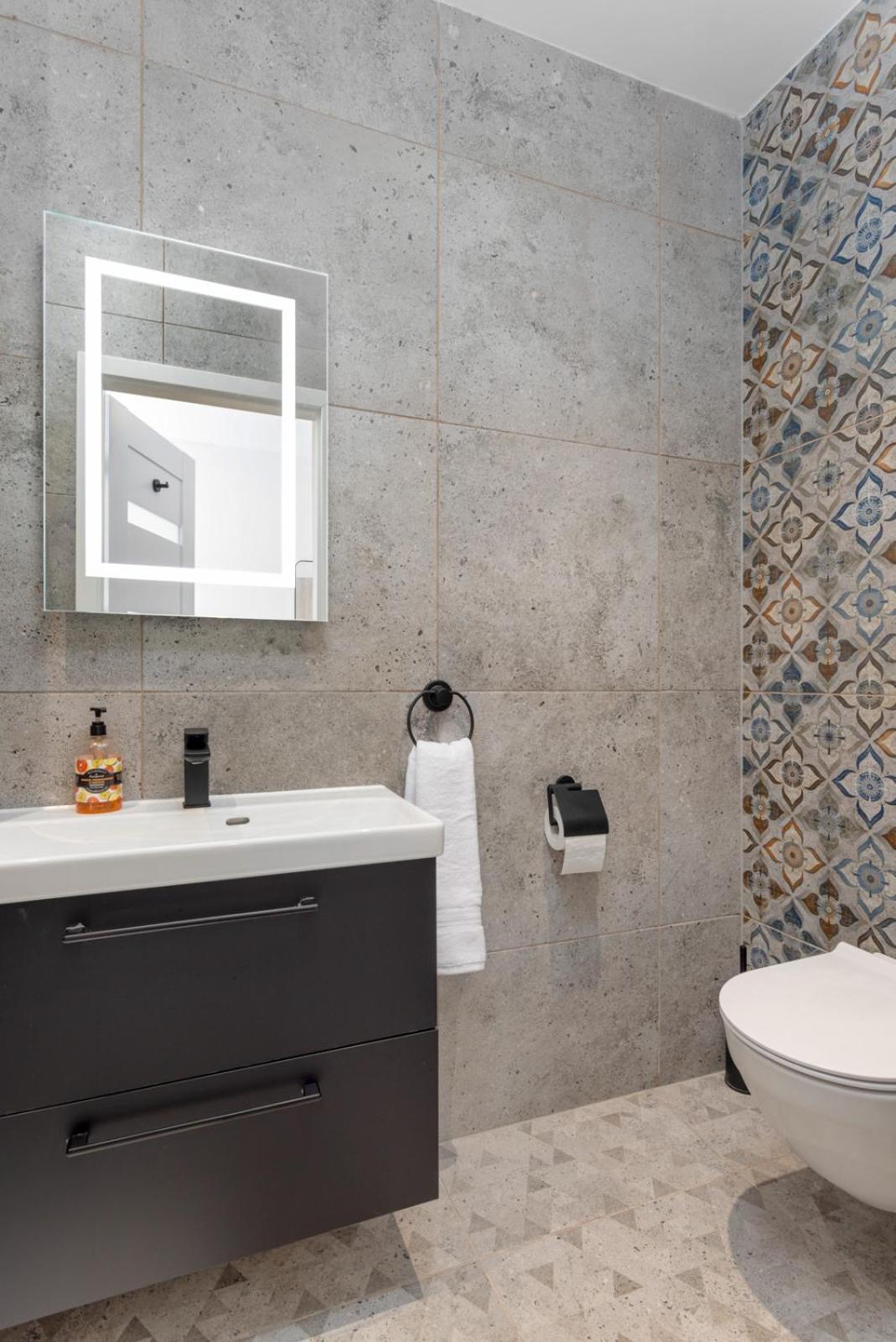 Flatzy - 16 Guests 4 En-Suite Central Apartment A Liverpool Bagian luar foto