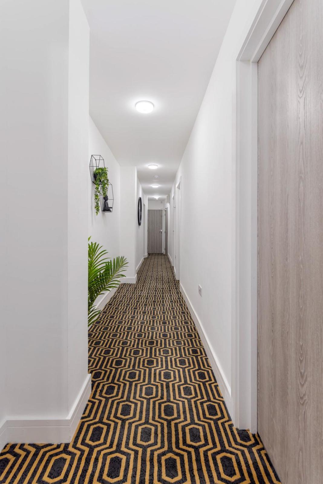 Flatzy - 16 Guests 4 En-Suite Central Apartment A Liverpool Bagian luar foto